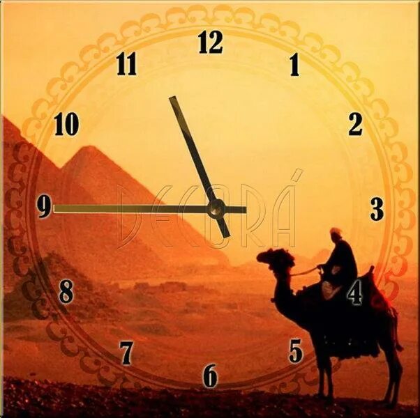 Часы картина. Настенные часы в египетском стиле. Часы настенные Египет. Часы на холсте настенные. Убрали часы на работе