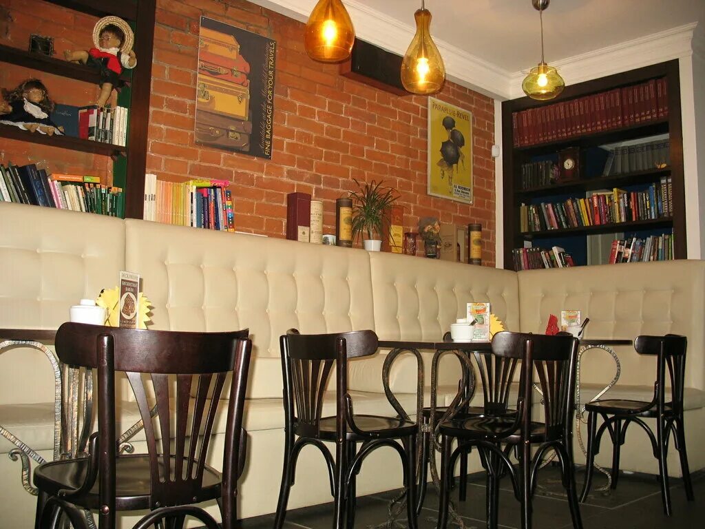 книжный клуб 12 киров меню. книжный клуб в кафе. офис литературный клуб. кафе книжный клуб 12 киров. книжный клуб 12 киров афиша.