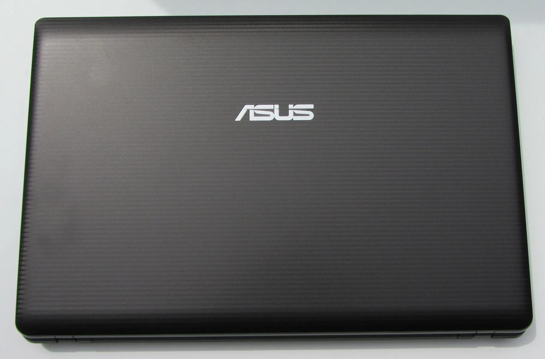 Asus k3605zf mb336w. Ноутбук ASUS k53s. ASUS k42 i3. Ноутбуки асус k55vm. Ноутбук ASUS модель k73tk.