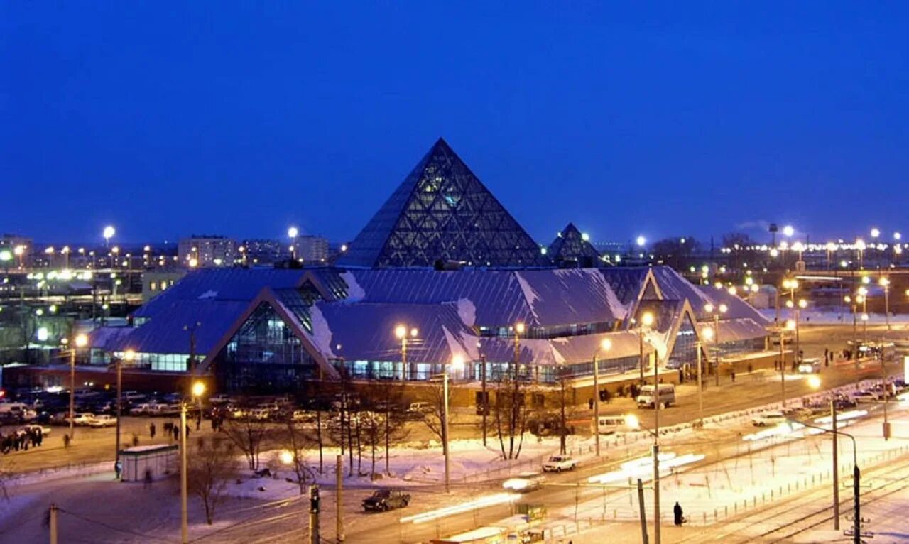 Жд вокзал синегорье. Синегорье поселок магадан. Магадан п синегорье. Синегорье магаданской город призрак. Архитектура челябинска синегорье.