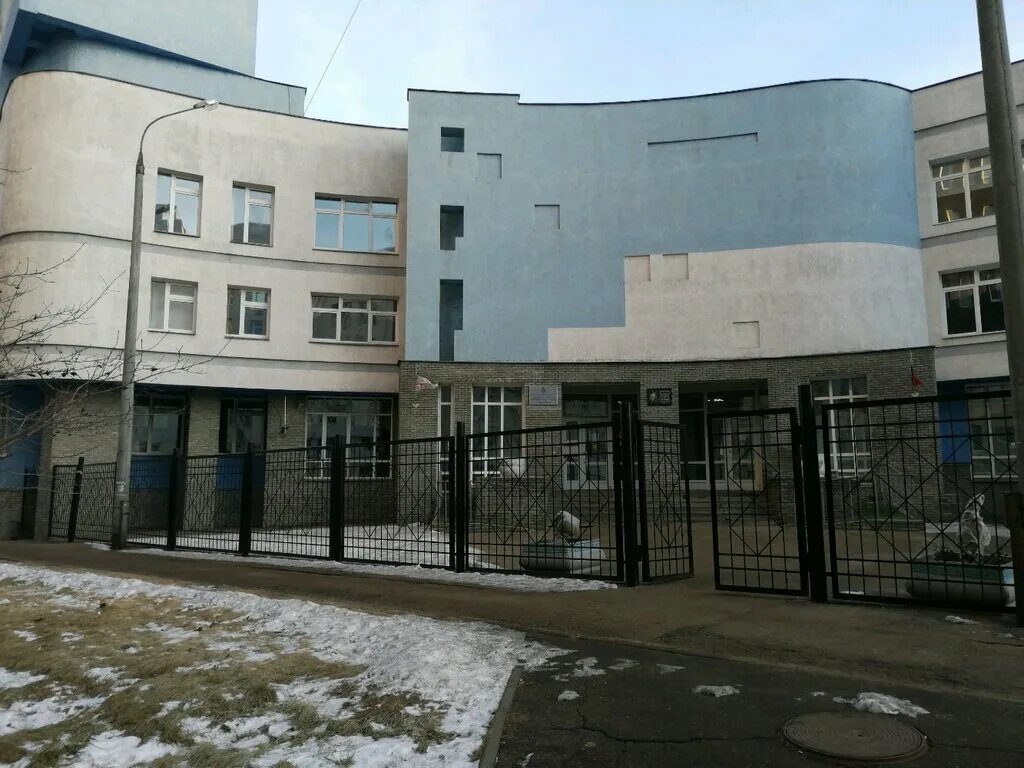 Маоу школа 19 нижний новгород. Школа 19 канск. Школа 19 нижний новгород. 19 школа иркутск бассейн. Мбоу сош 19 школа.