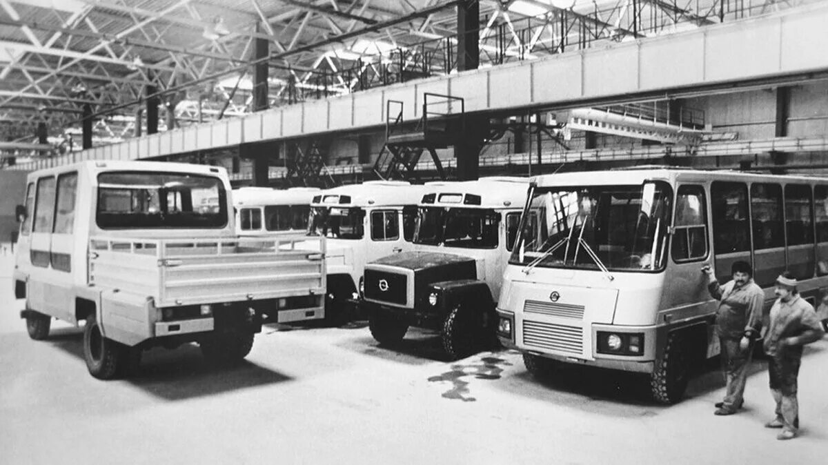 Автобусный завод кавз. Курганский автобусный завод кавз. Курганский автобус 4238. Завод кавз курган. Кавз 4270-50.