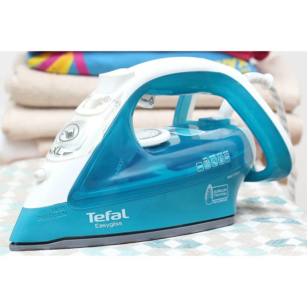 Какой утюг купить рейтинг. Утюг Tefal fv3910 Easygliss. Утюг Тефаль fv5230. Tefal fv3925. Утюг Тефаль fv4383.