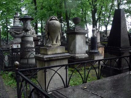 Кладбище в реутово