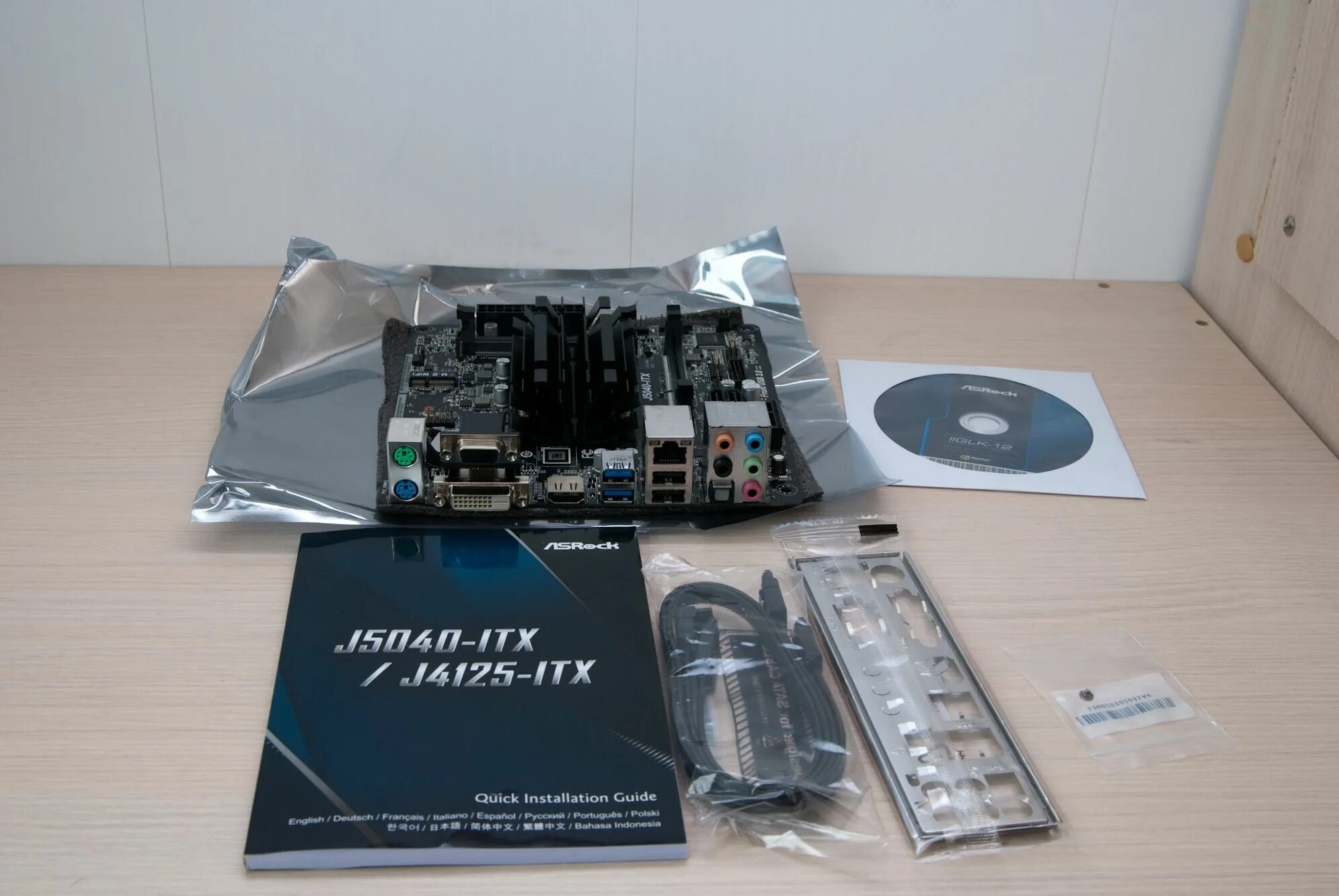 J5040-ITX. ASROCK j5040-ITX SATA. ASROCK j4125m.