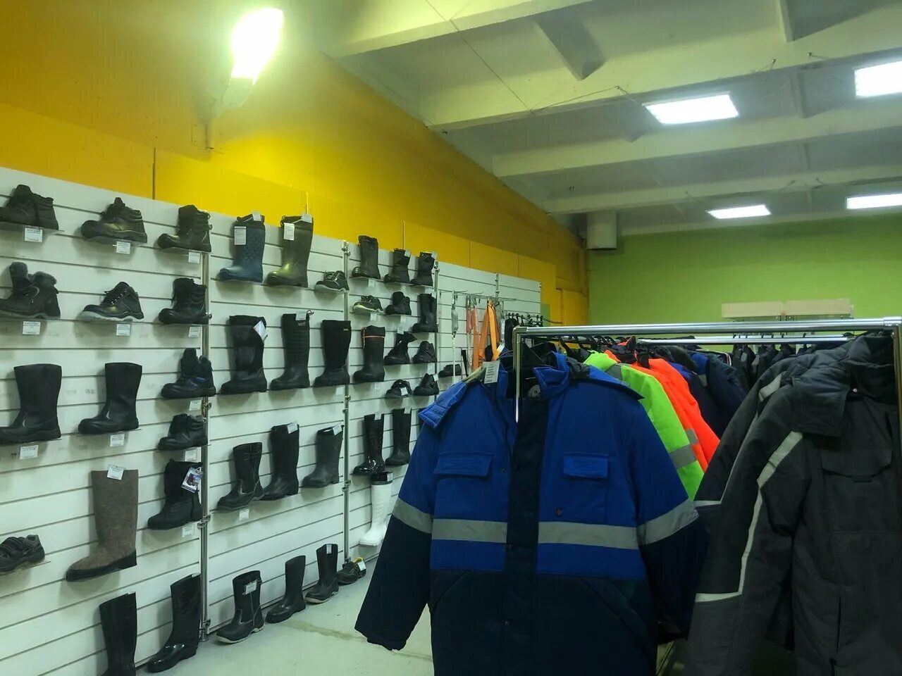 магазин спецодежды красноярск адреса. магазин спецодежды красноярск адреса. техноавиа спецодежда красноярск. магазин рабочей одежды в красноярске. 24 ru магазин.