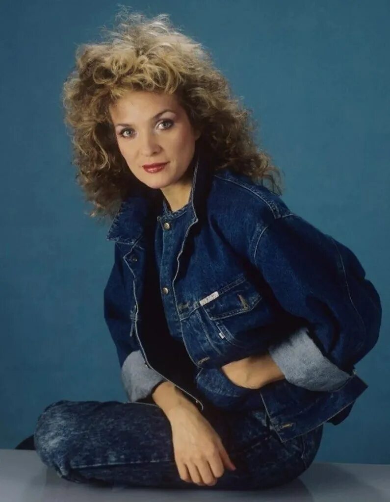 Певцы восьмидесятых девяностых годов. Ирина аллегрова вв молодости. Группа queen. Певцы восьмидесятых девяностых годов. Белоусов, евгений викторович.