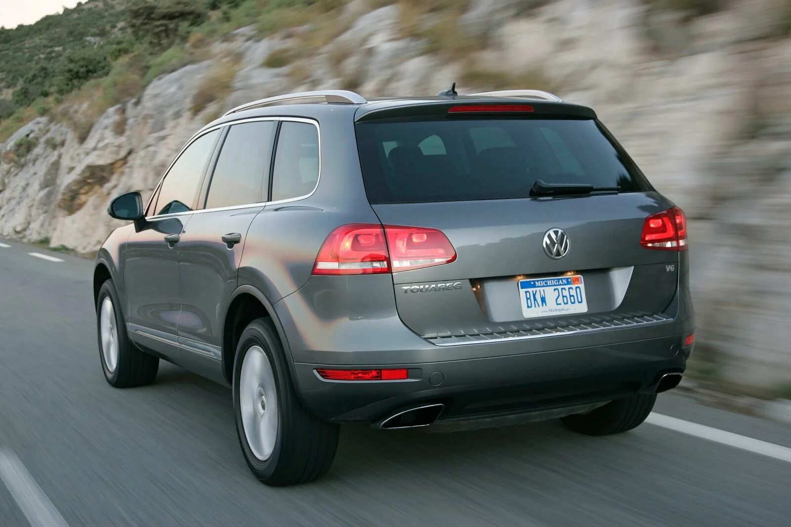 Volkswagen touareg 2012. Фольксваген Туарег 2012. Фольксваген Туарег в6. Фольксваген Touareg 2012. Фольксваген Туарег 2010 2012.