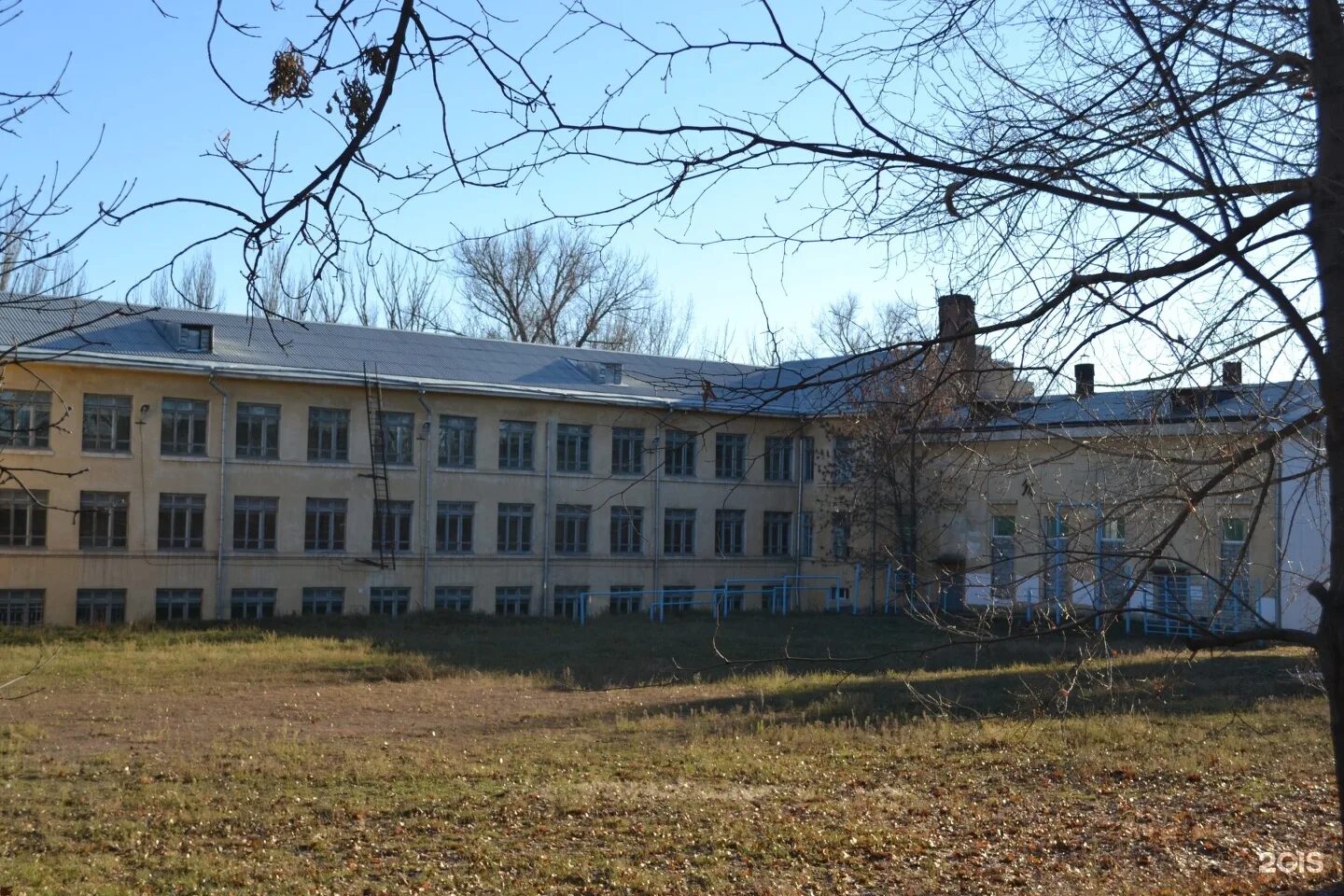 Школа 16 новосибирск. Школа 16 Волгоград. Гимназия 16 Волгоград. Сайт школы 133 Волгоград. 16 Школа ковров.