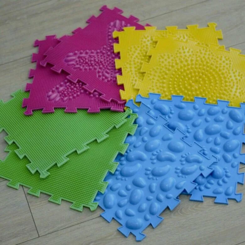 Коврик травка для детей. Массажный коврик орто шипы. Коврики массажные ортопедические модульные орто пазл. Орто 0. Коврик массажный (ортопедический) модульный ортопазл "море" 4 пазла.