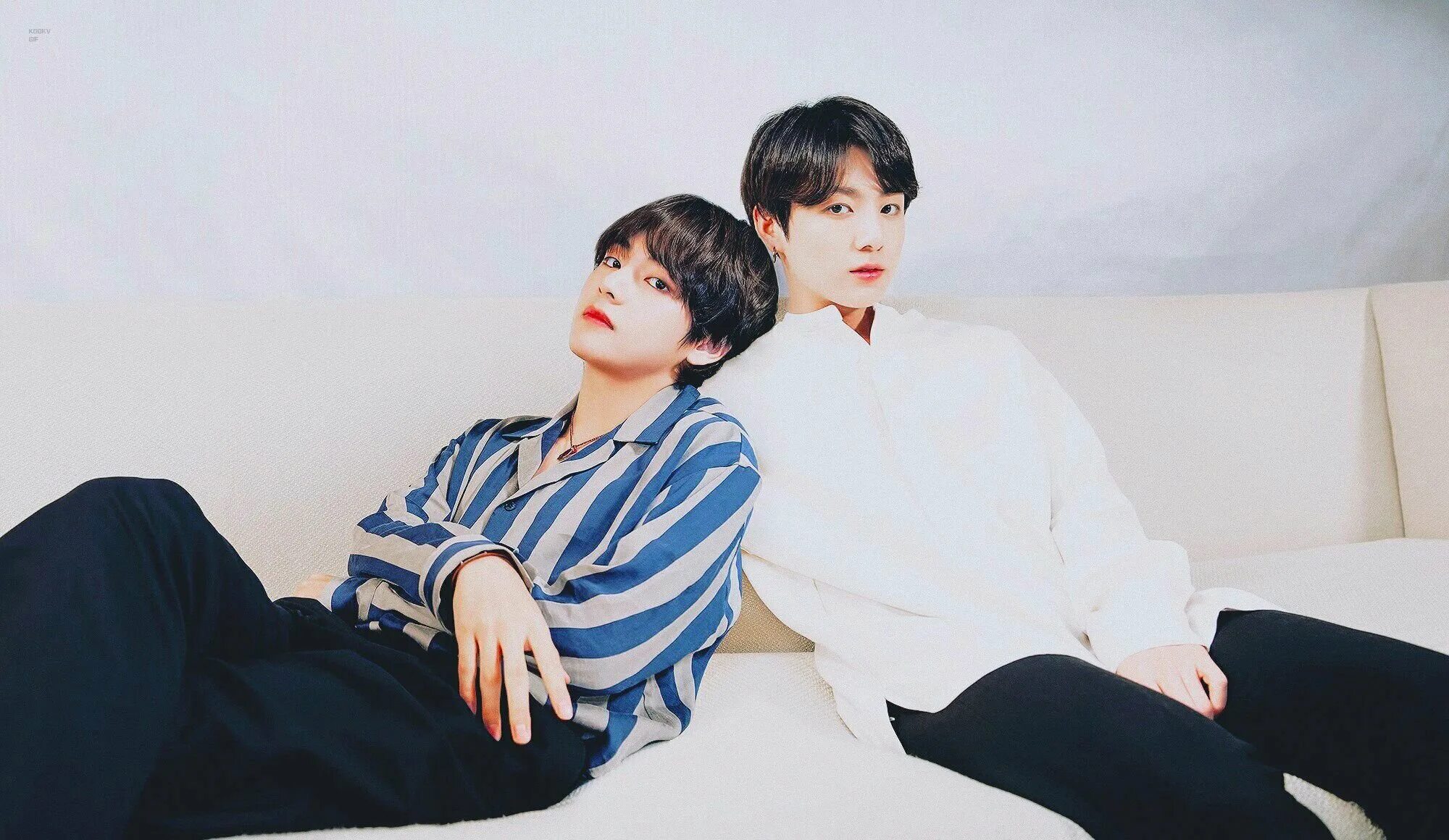 Вигуки БТС. Чонгук и Тэхен. БТС taekook. БТС 2019 Чонгук и Тэхен.