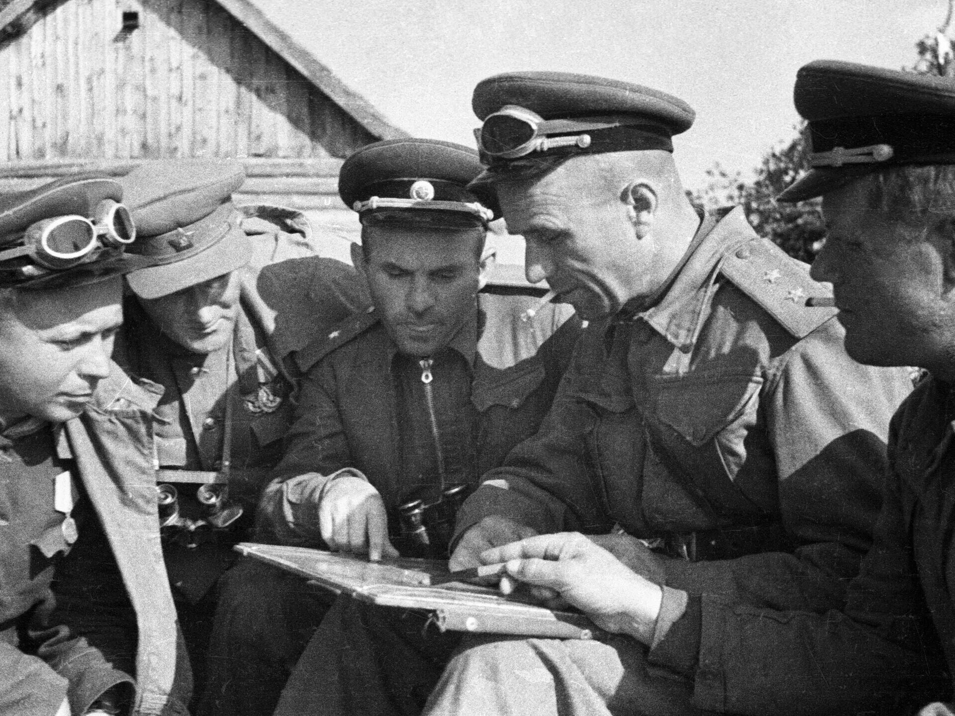 Командующий 1 белорусским фронтом в 1945