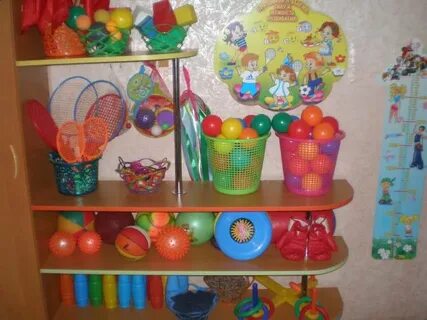Физкультурные уголки в группах детского