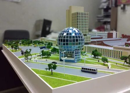 Знаковой моделью является макет здания глобус