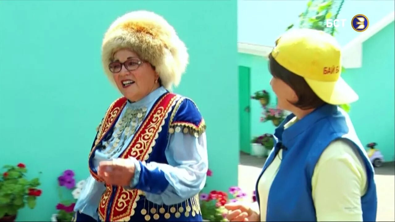 Башкирское время сейчас. Бст башкирское спутниковое телевидение. бәхетнәмә на бст. ведущая передачи бай на бст. весело живем бст.