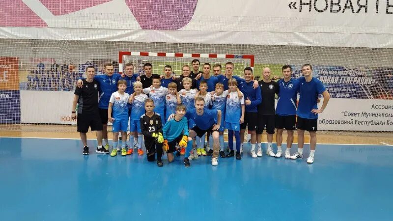 Фк новая генерация сыктывкар. Генерация сыктывкар. Новая генерация 2006. Орбита сыктывкар новая генерация. Новая генерация.