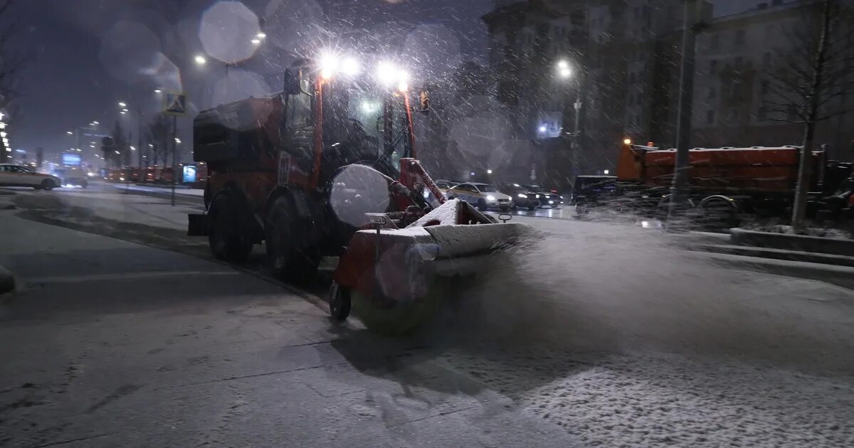 Русски снег бураны. Снегопад 2020 Москва. Буран снегопад. Москву накрыл снегопад. Снег в Москве 2020.