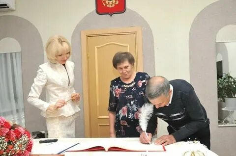 Уральские пельмени свадьба в загсе