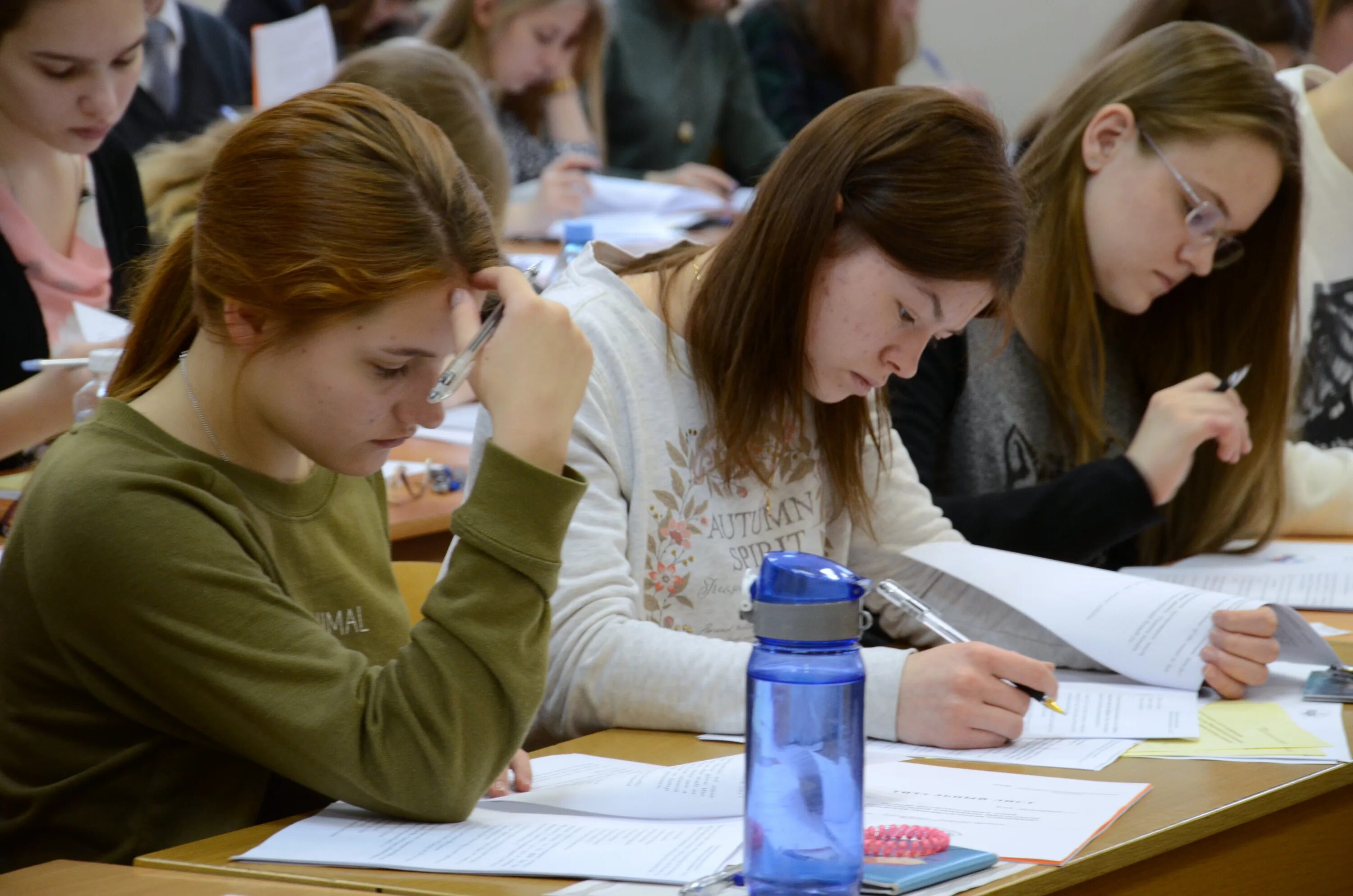 Тунева анна ин яз мориса тореза. Мглу курсы иностранных языков. Евразийская олимпиада школьников. Мглу курсы иностранных языков. Мглу переводчики ржя.