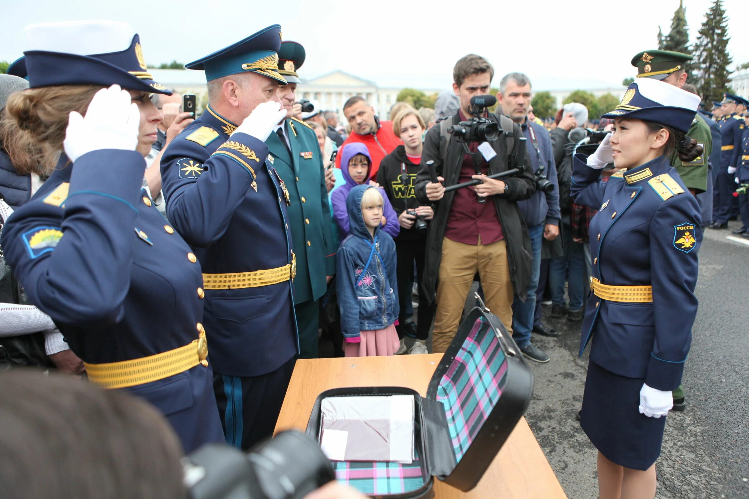 Училища 70. Училища 70. Кввпау 55 лет. Ярославское училище противовоздушной обороны. Прощание с мобилизованными в ракетном училище ярославля.