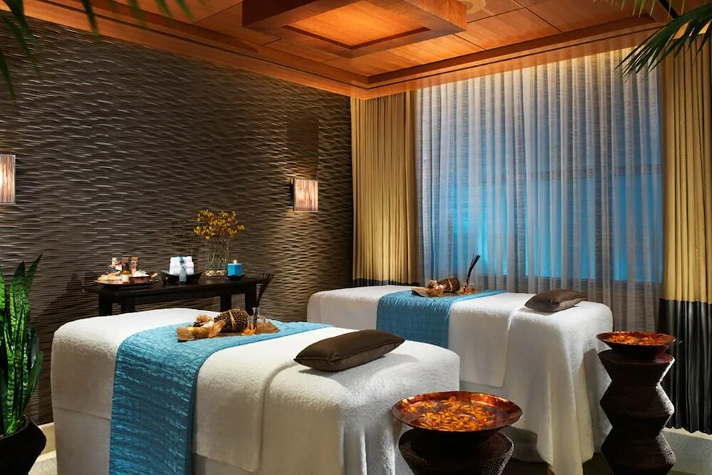 Вегас спа. Лас Вегас спа. Caesars Palace Hotel & Casino Лас Вегас спа салон. Массажная комната 1. Massage Rooms.