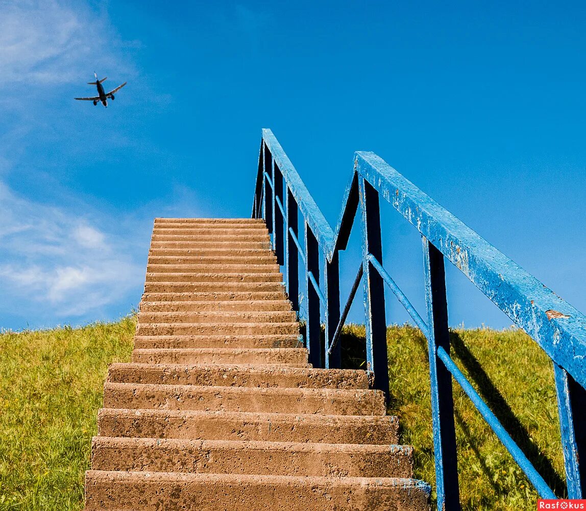 Самолетная лестница трап. Скульптура «лестница в небо», Сидней, Австралия. Небесная лестница.