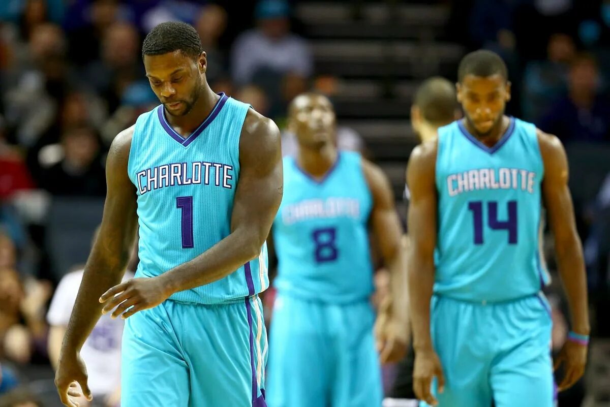 Шарлотт хорнетс форма 2021. Келли рене. Hornets баскетбол состав. Charlotte hornets nba. Баскетбольная команда charlotte hornets.