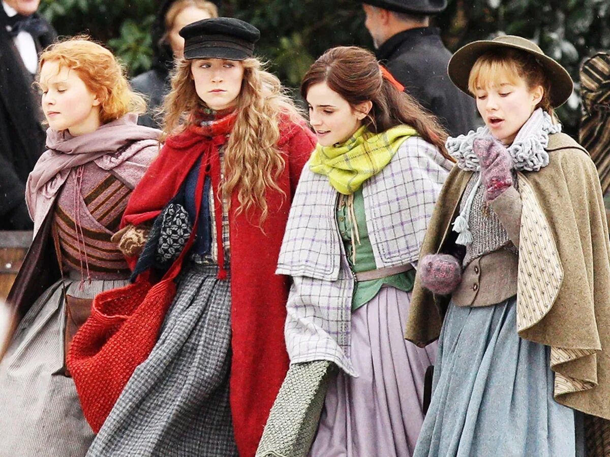 Луиза мэй олкотт маленькие женщины фильм. Маленькие женщины фильм 2019. Возраст маленьких женщин. Возраст маленьких женщин. Майя хоук маленькие женщины.