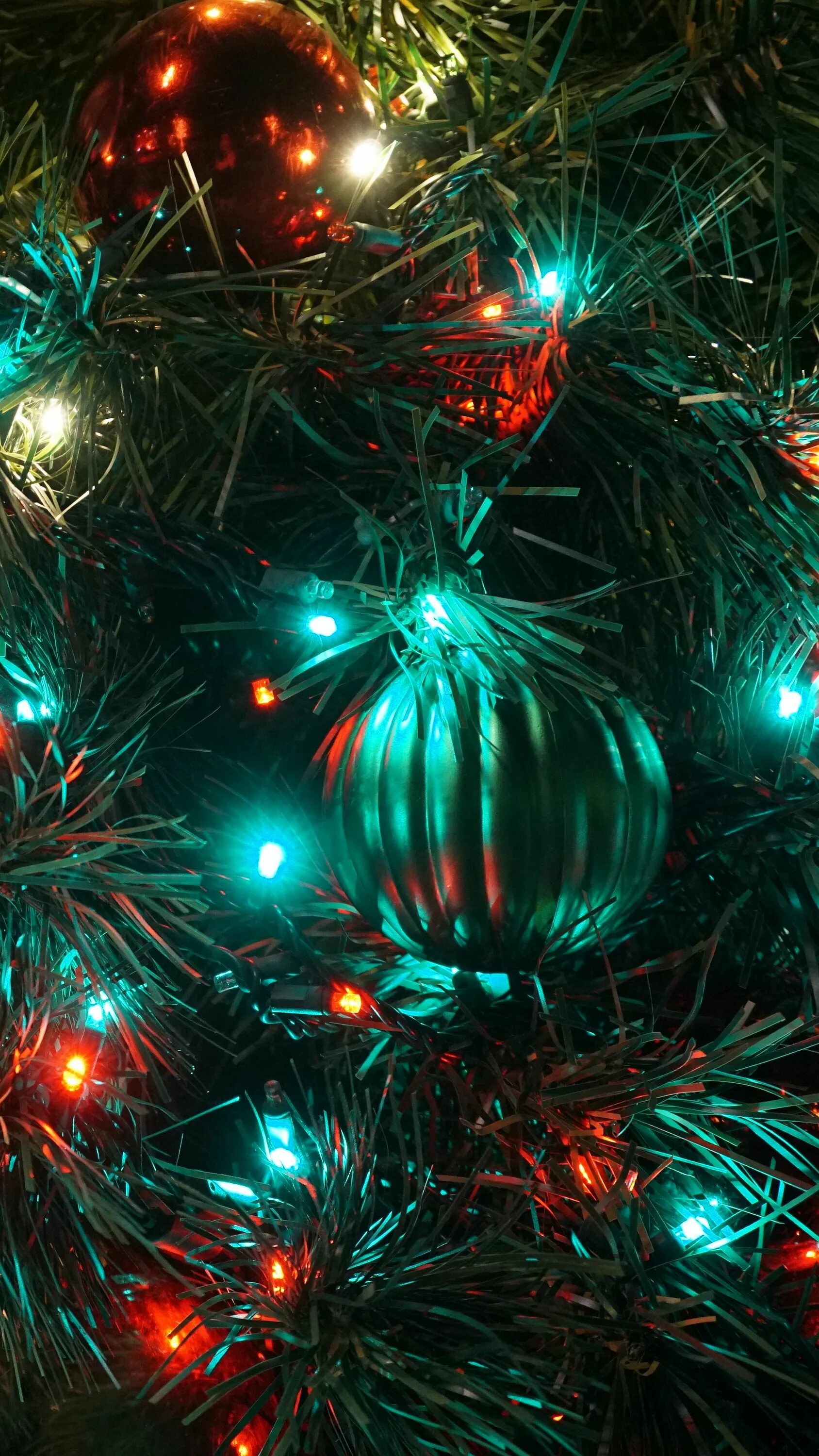 Елочная гирлянда. Новогодняя елка с гирляндой. Красивая гирлянда на елку. Самые красивые гирлянды. Включи гирлянда 3