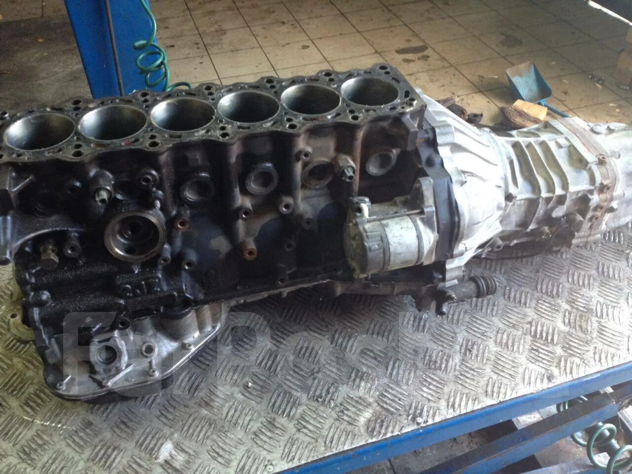 Блок 2jz ge. Блок цилиндров 1jz ge. 2jz ge блок цилиндров. блок 1jz gte.