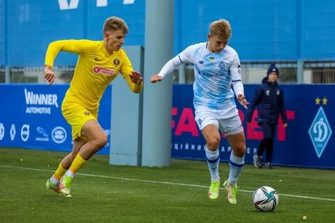 Динамо 19