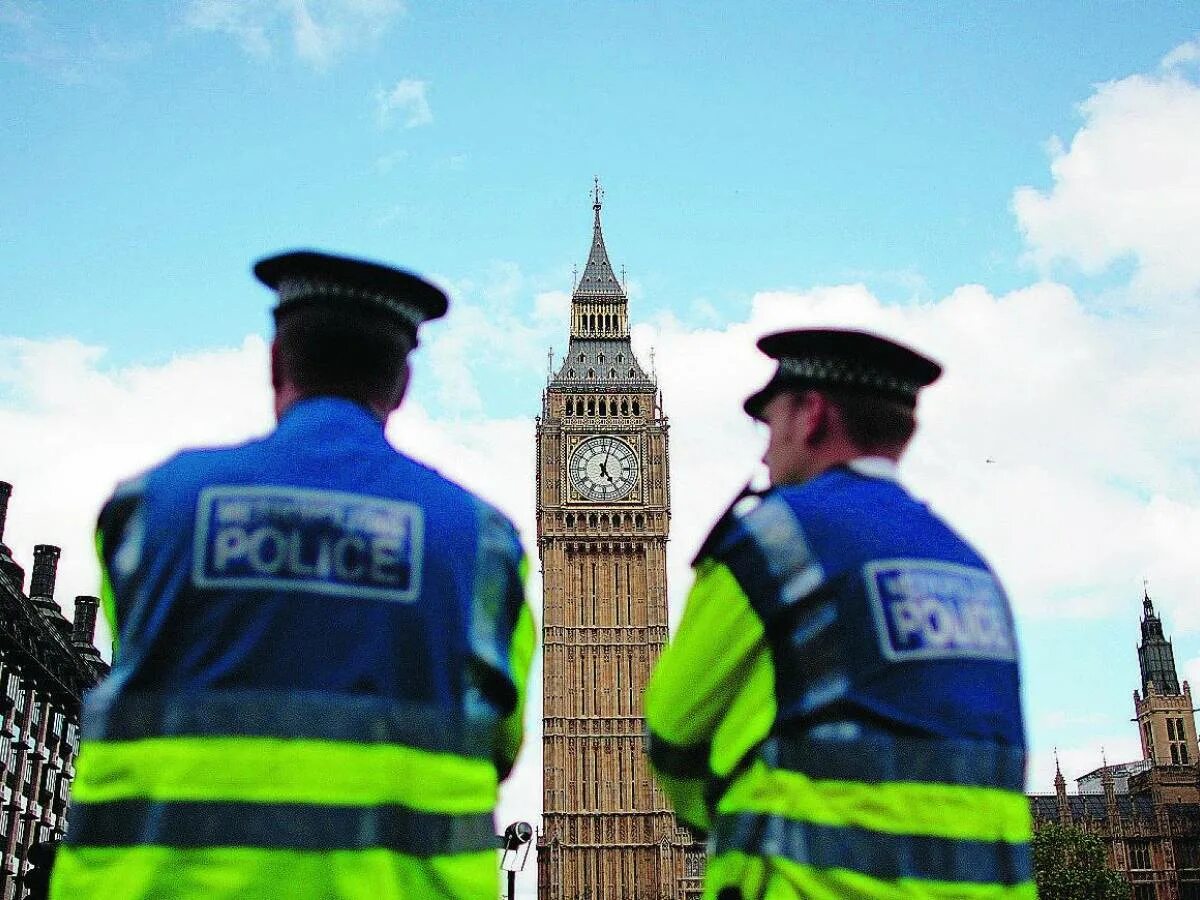 Национальная безопасность великобритании. Полиция Великобритании. Преступность в Великобритании. Полиция Великобритании преступность. Уровень преступности в Великобритании.