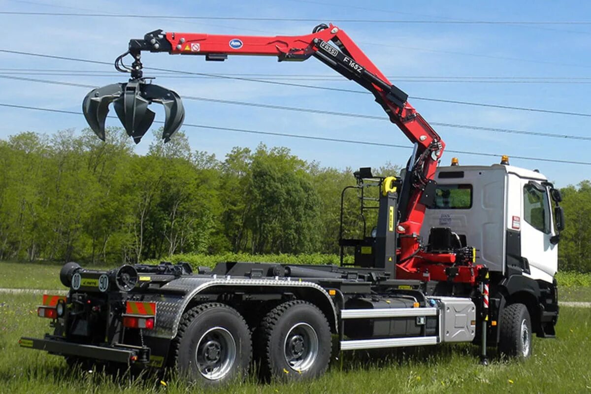 Что такое кму. КМУ Fassi f700. КМУ Палфингер 15500. Гидравлические краны-манипуляторы Fassi. Кран манипулятор Фасси ф150.