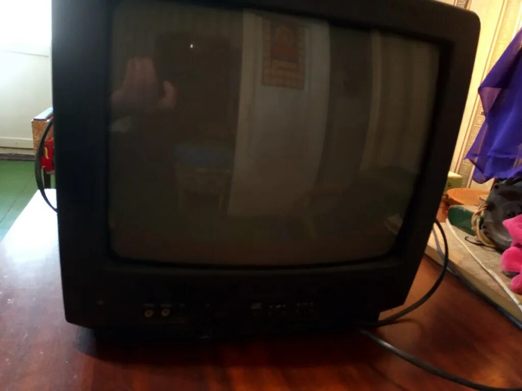 Samsung ps42b430p2w.