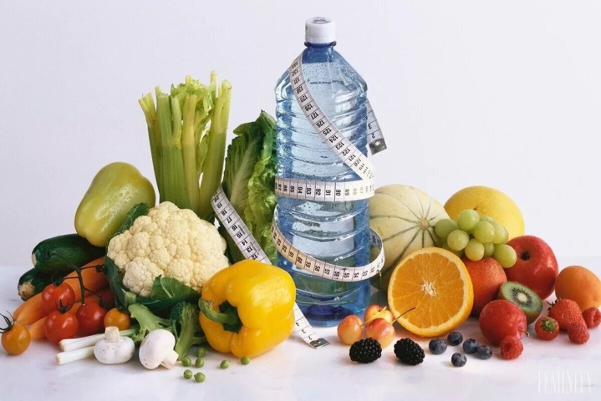 Еда вода работа. Здоровое питание вода. зож продукты. правильное питание овощи. вода в пищевых продуктах.