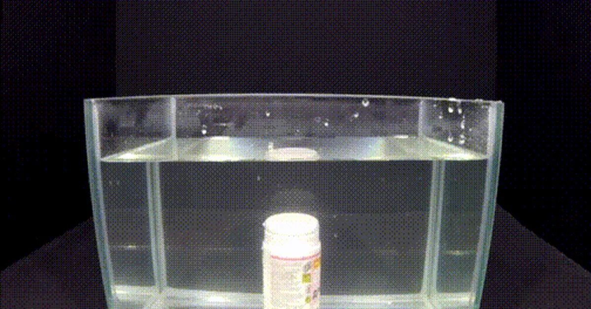 Зачем соль в аквариум. Aquarium salt. Прозрачная вода в аквариуме. Зачем соль в аквариум. Зачем соль в аквариум.