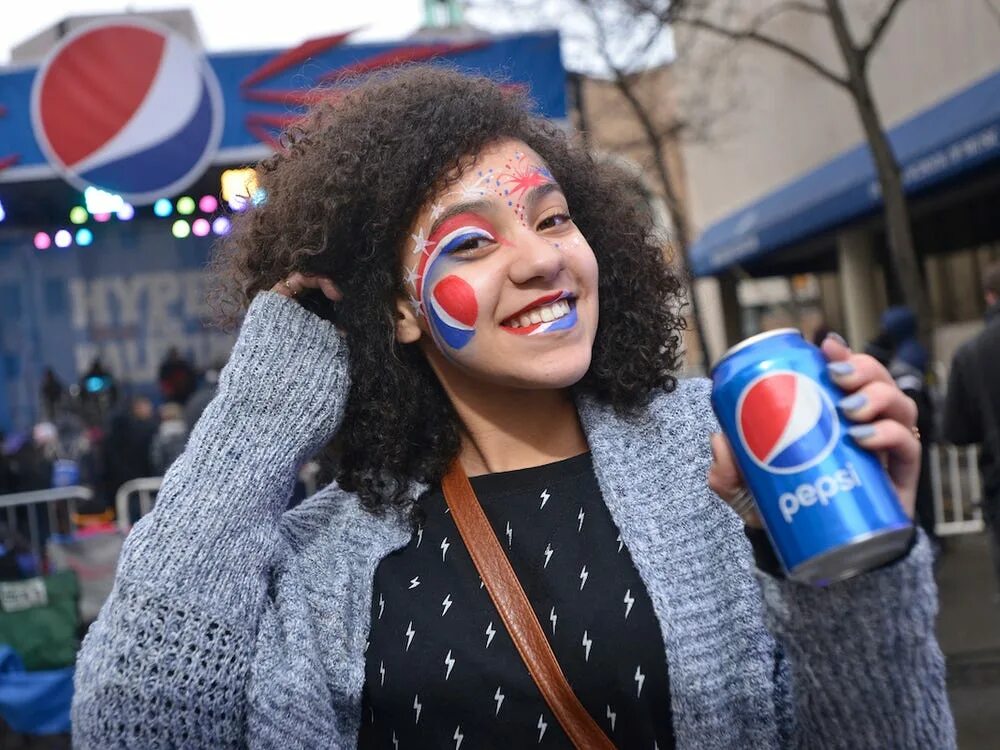 Люди пепси. Люди пепси. Люди пепси. Pepsi реклама. Мой любимый напиток пепси кола.