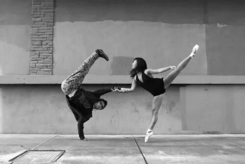 Хип балет. Классический танец. Балерина и хип хопер. Балерина и хип хоп. Балет и хип хоп.