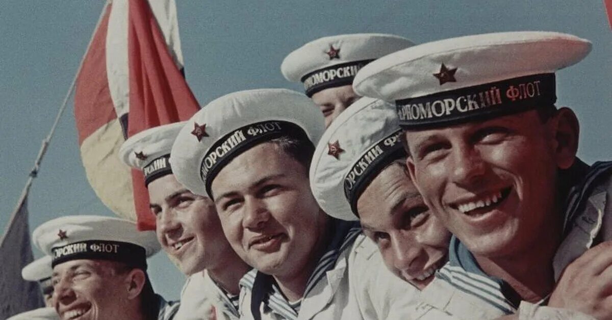 На счету советских моряков совершавших ежедневные подвиги