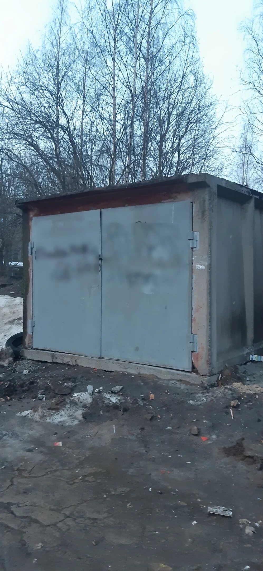 Незаконно установлен гараж. Гаражи. незаконный снос. хозяин гаража. снос аварийных домов в петрозаводске картинки.