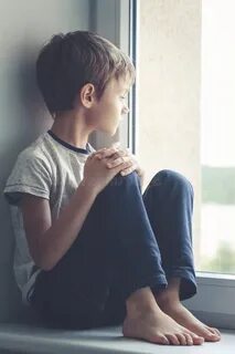 Все мальчики будут сидеть рядом