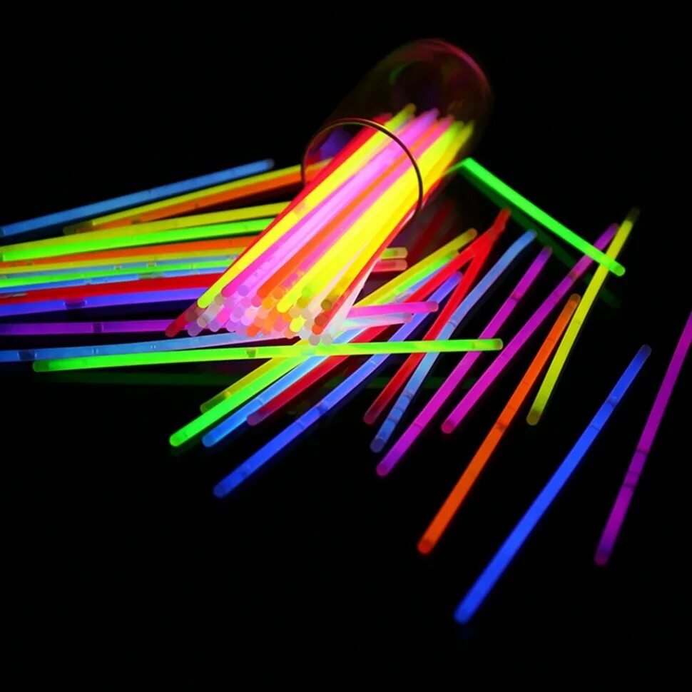 Неоновая палка. Светящиеся палочки (10 шт) Glow Stick dbt15250. Люминофорные палочки. Неоновая палочка Phasmophobia. Неоновые палочки 0.5x3cm.