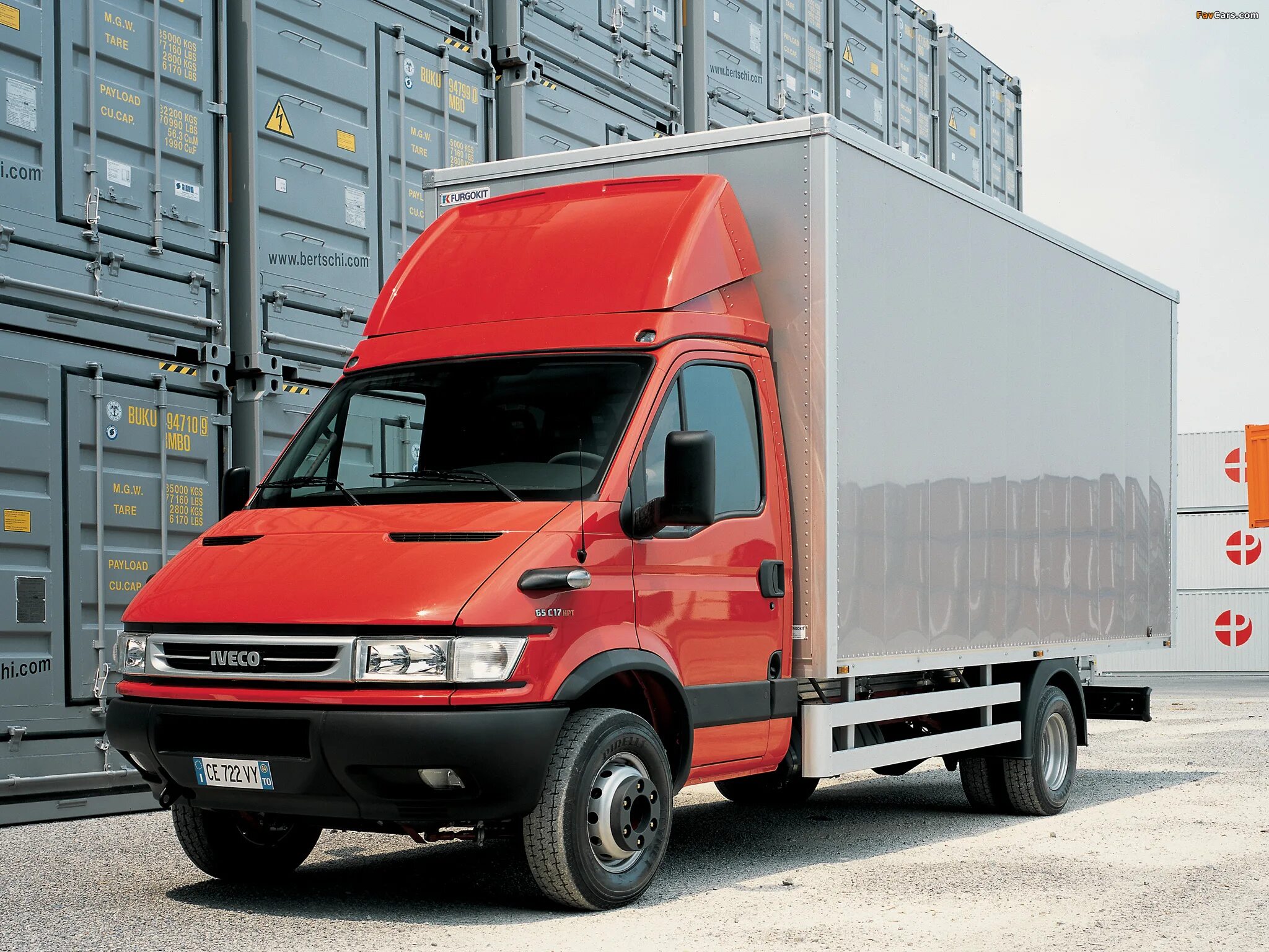 Купить ивеко дейли 3.0. Iveco Daily 3. Ивеко Дейли 5 поколение. Ивеко Дейли 2 поколение. Iveco Daily 03.