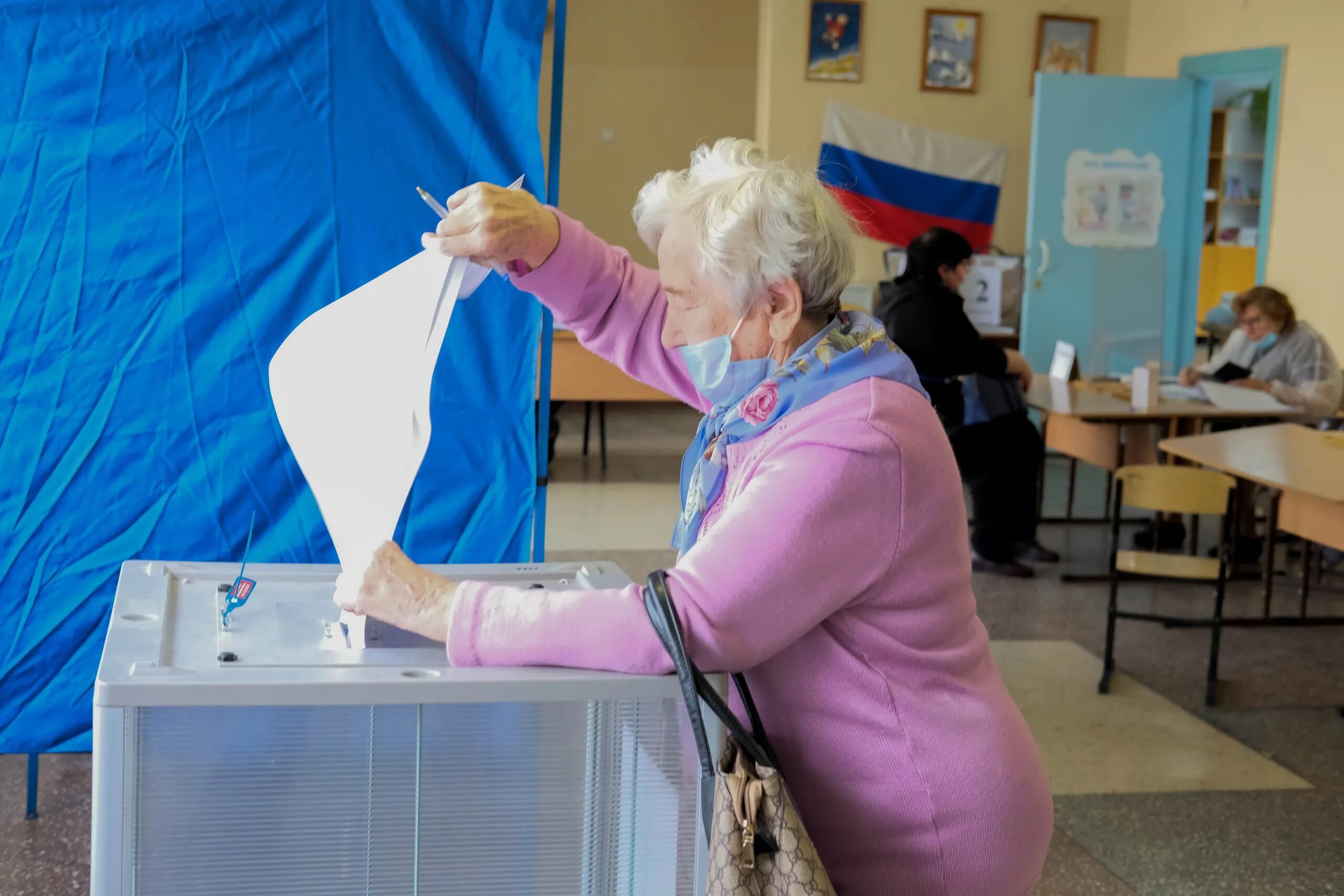 Выборы. Выборы губернатора Алтайского края. Выборы картинки. Избирательная Хия. Явка на выборах последние новости