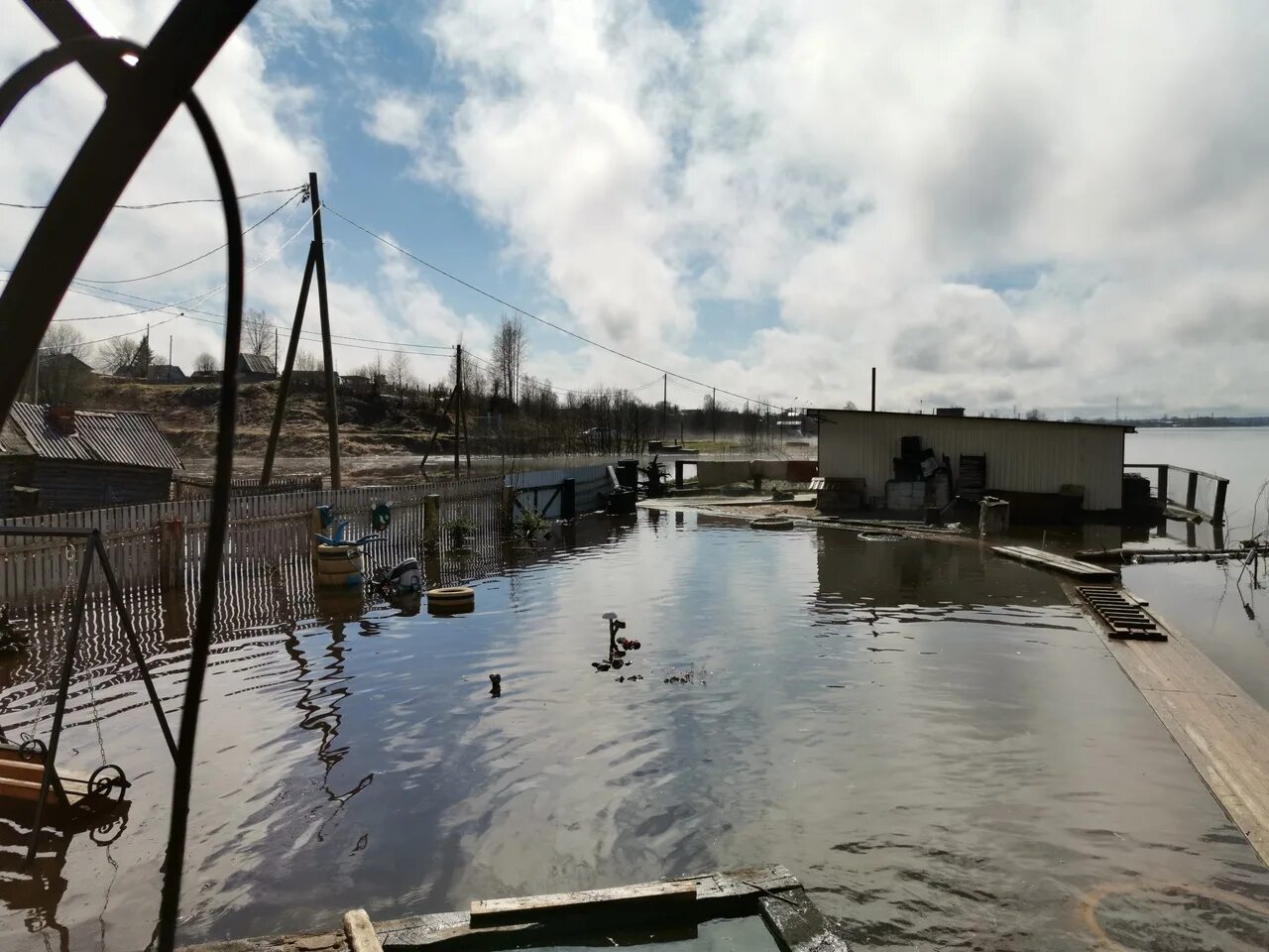 Тиманский кряж,река вымь. Емва. Вода минеральная «славяновская» 1,5 л. Вода емва. Ухта наводнение.