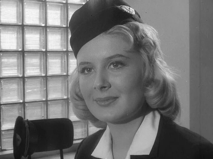 Эва киви актриса фото в молодости Эве Киви 84 года, а она даст фору 50-летней. Как сложилась судьба советской крас