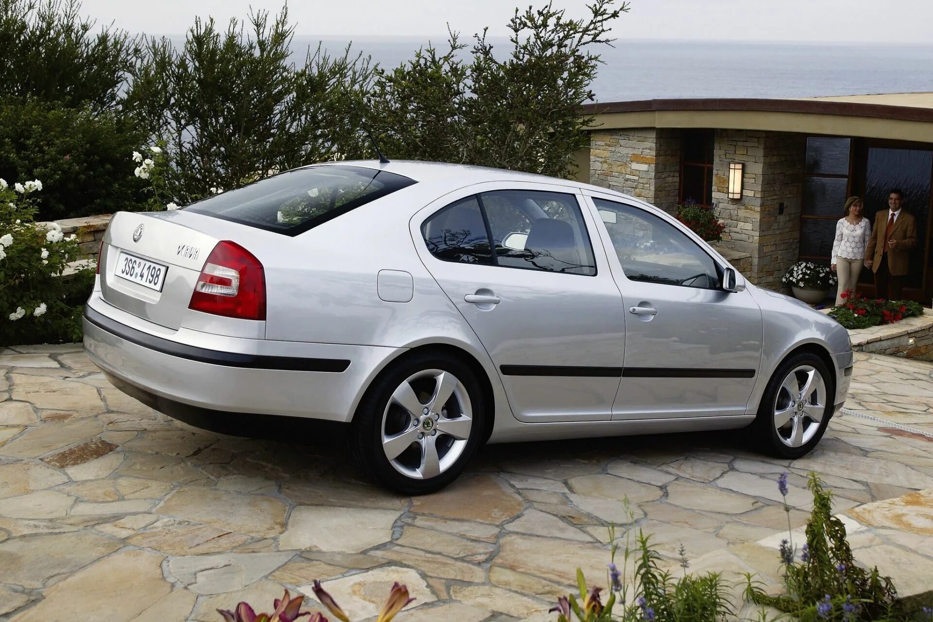 Шкода fsi 2.0. Skoda octavia a5 2004. skoda octavia a5 2008. шкода а5 2005.
