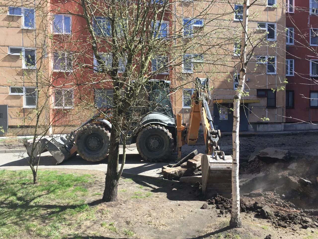 Комфортная городская среда петрозаводск. Петрозаводск благоустройство дворов Петрозаводск говорит. Улица зеленая Петрозаводск. Ремонт дворовых территорий.