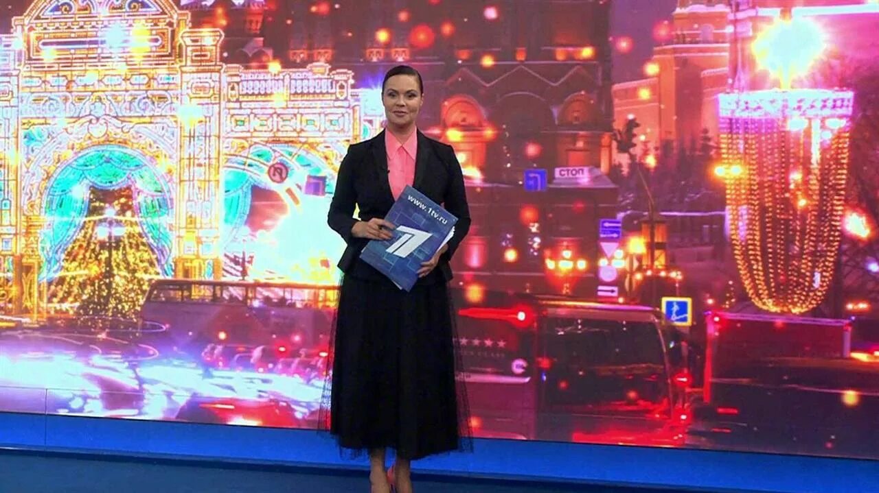 Вести 1 канал. Первый канал 04 2022. Диктор новостей. Программа время 1 выпуск. 1 канал.