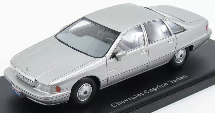 Шевроле каприз масштаб 1 43. Chevrolet Caprice масштабная модель. Модель Шевроле Каприс 1:36. Chevrolet Caprice Cararama.